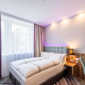 Kamer met een King Size Bed met de Toegang voor Gehandicapten